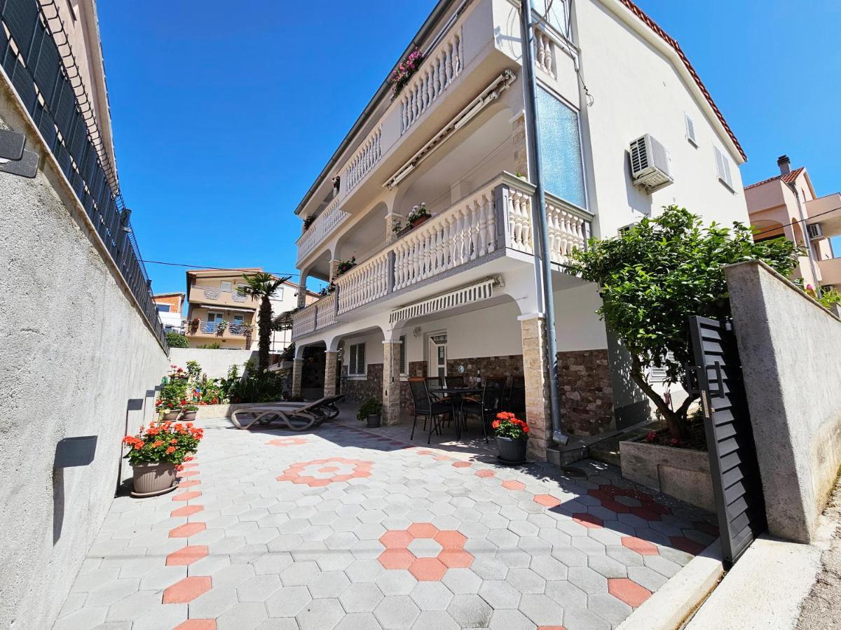 Modern 3Br Apartments In Zadar With Balcony Or Terrace, Free Parking & Ac Kültér fotó