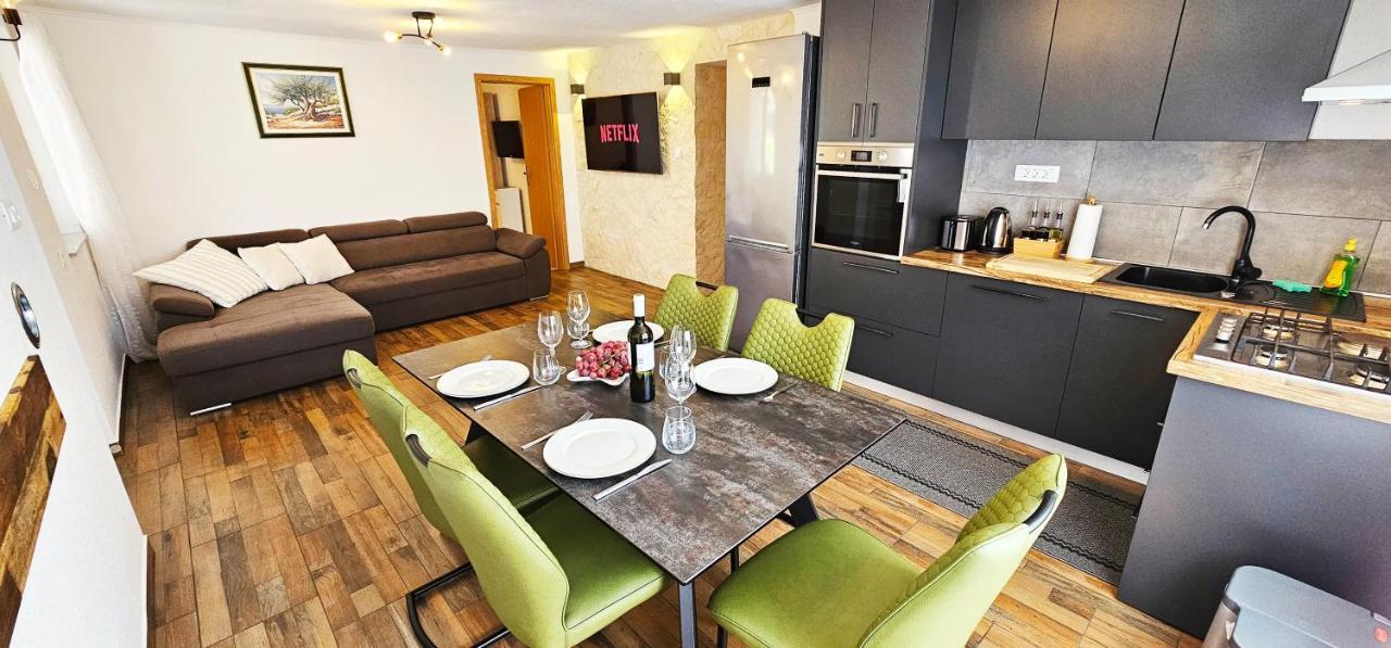 Modern 3Br Apartments In Zadar With Balcony Or Terrace, Free Parking & Ac Kültér fotó